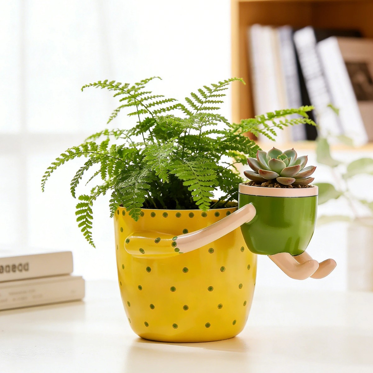 وعاء زهور من الراتنج بتصميم ال - مراجعة Plant Parent Pot وسعره